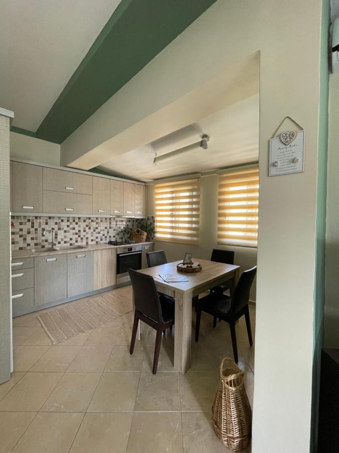 Ola Apartament 2 Саранде Екстериор снимка